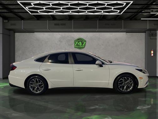 2021 Hyundai SONATA SEL