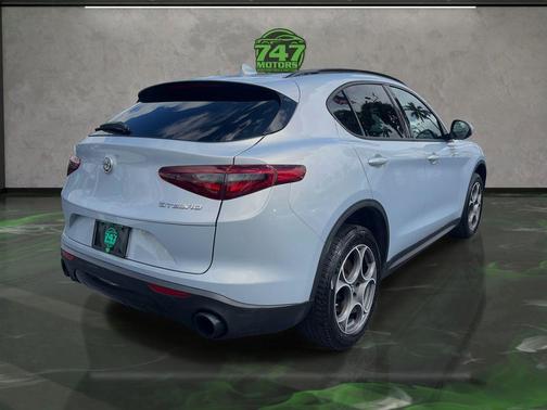 2022 Alfa Romeo Stelvio Sprint