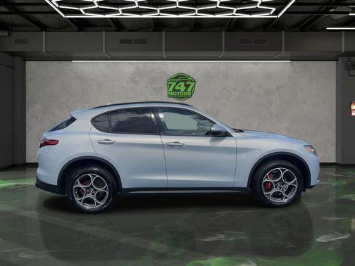 2022 Alfa Romeo Stelvio Sprint