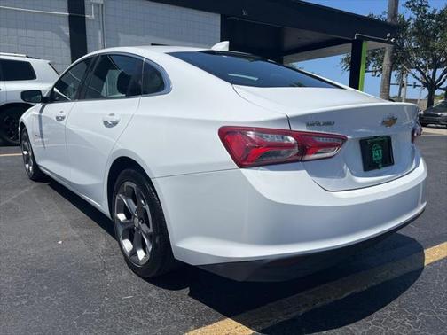 2021 Chevrolet Malibu FWD LT