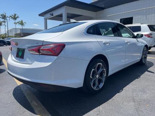 2021 Chevrolet Malibu FWD LT