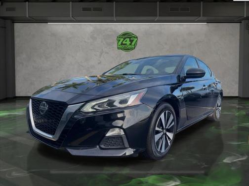 2021 Nissan Altima 2.5 SV
