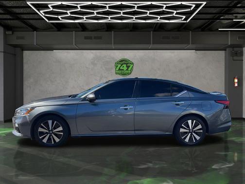 2021 Nissan Altima 2.5 SV