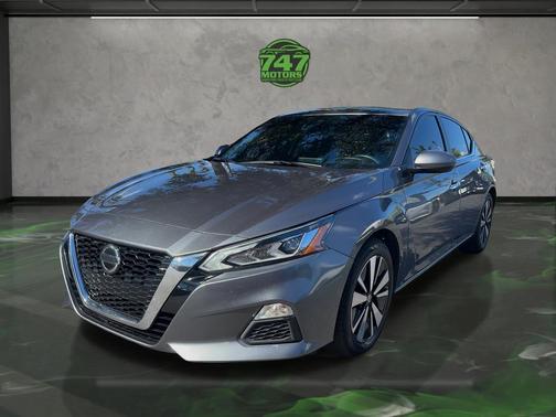 2021 Nissan Altima 2.5 SV