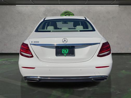 2017 Mercedes-Benz E-Class E 300