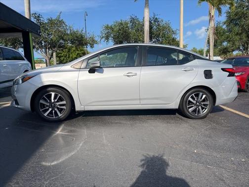 2021 Nissan Versa 1.6 SV
