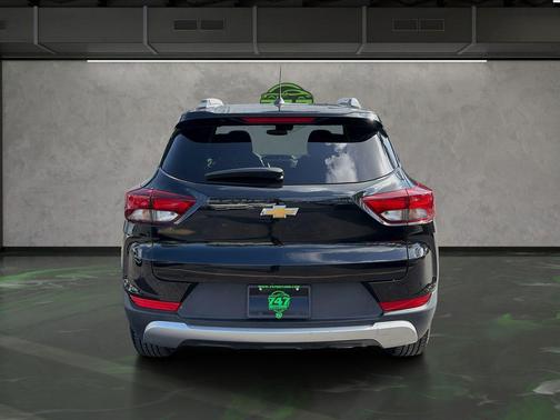 Mosaic Black Metallic 2021 Chevrolet Trailblazer LT