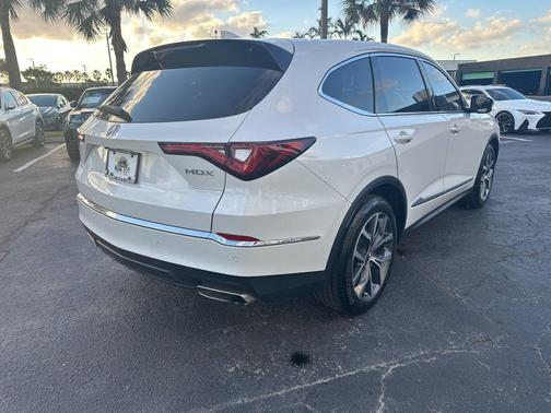 2022 Acura MDX Technology Package