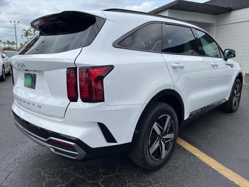 2022 Kia Sorento S