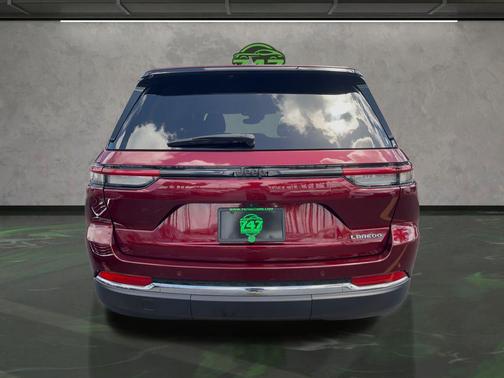 2023 Jeep Grand Cherokee Laredo