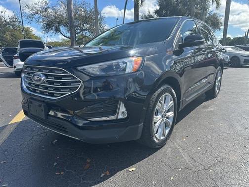 2022 Ford Edge Titanium