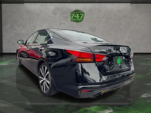 2020 Nissan Altima Platinum VC-Turbo FWD