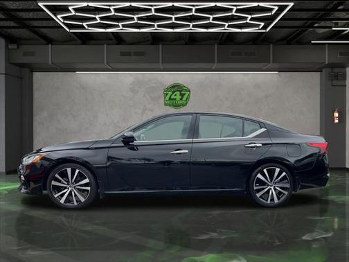 2020 Nissan Altima Platinum VC-Turbo FWD