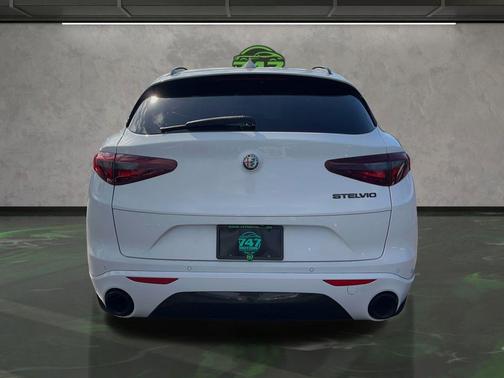 2020 Alfa Romeo Stelvio Sport