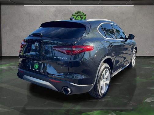 2019 Alfa Romeo Stelvio Base