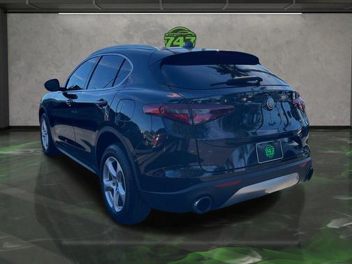 2019 Alfa Romeo Stelvio Base