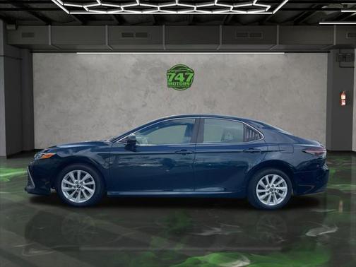 2021 Toyota Camry LE