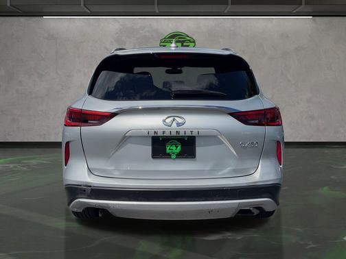 2021 INFINITI QX50 LUXE