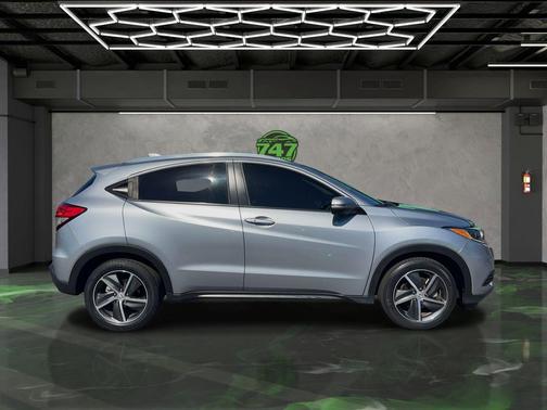 2021 Honda HR-V EX