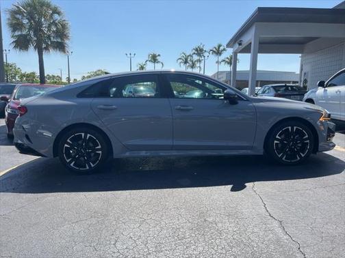 2022 Kia K5 GT-Line