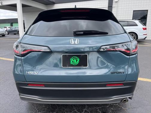 2023 Honda HR-V 2WD Sport