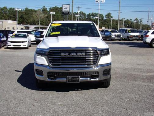 2025 RAM 1500 Laramie Crew Cab 4x4 57' Box