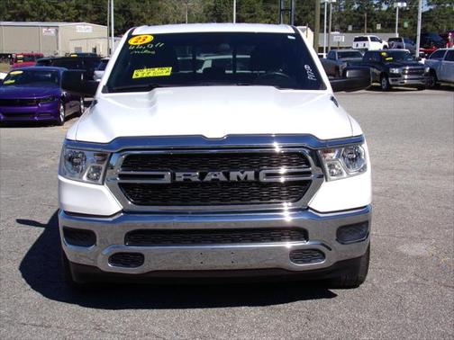 2023 RAM 1500 Tradesman Crew Cab 4x2 57' Box