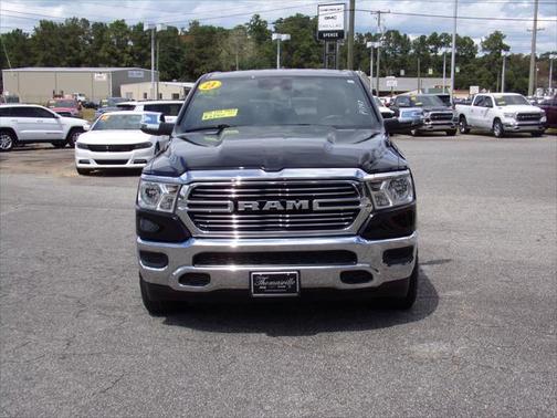 2023 RAM 1500 Laramie Crew Cab 4x4 57' Box