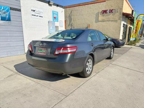 2011 Toyota Camry LE