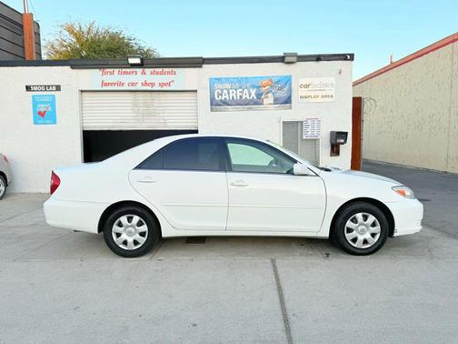 2003 Toyota Camry LE