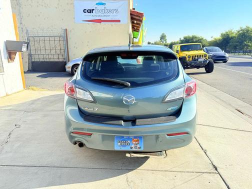 2012 Mazda Mazda3 i Touring