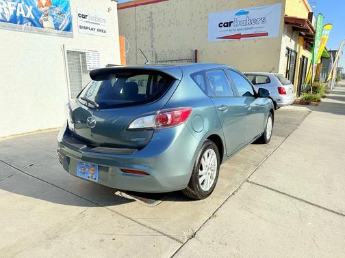 2012 Mazda Mazda3 i Touring