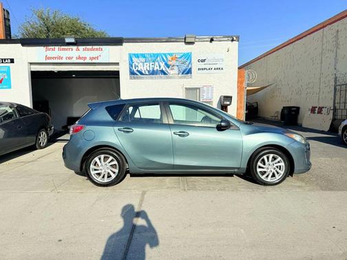 2012 Mazda Mazda3 i Touring