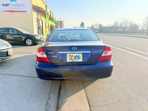 2002 Toyota Camry LE