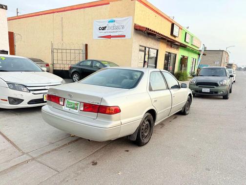 2000 Toyota Camry CE