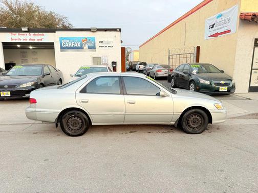 2000 Toyota Camry CE