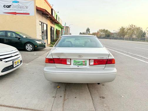 2000 Toyota Camry CE