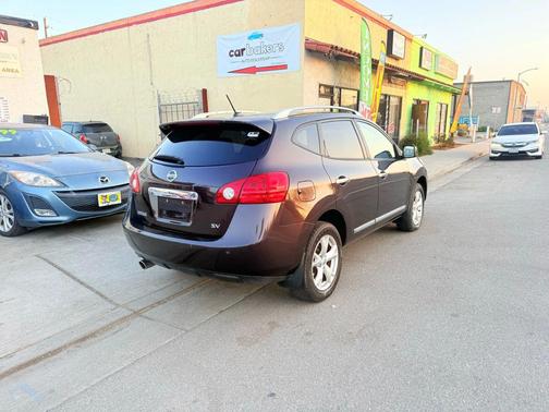 2011 Nissan Rogue SV