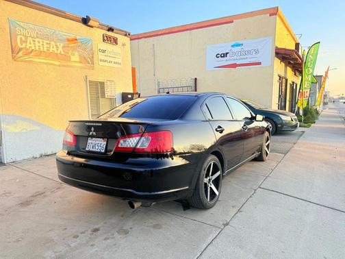 2012 Mitsubishi Galant Base