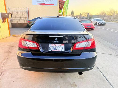 2012 Mitsubishi Galant Base