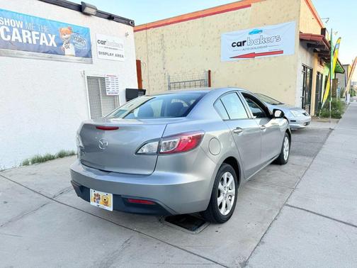 2010 Mazda Mazda3 i Touring