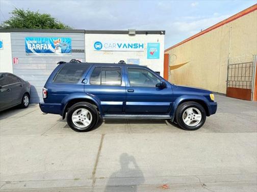 2002 INFINITI QX4 Luxury