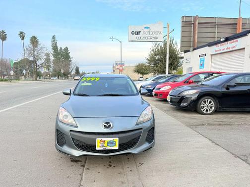 2013 Mazda Mazda3 i SV
