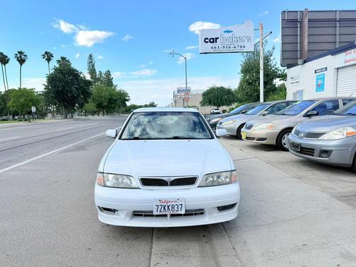2002 INFINITI G20 Luxury