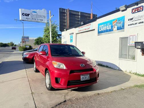 2010 Scion xD Hatchback 4D