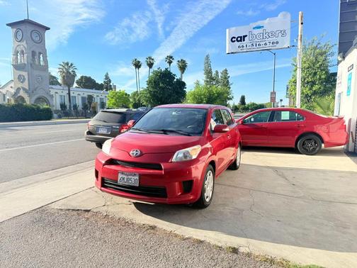 2010 Scion xD Hatchback 4D