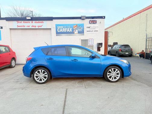 2012 Mazda Mazda3 i Touring