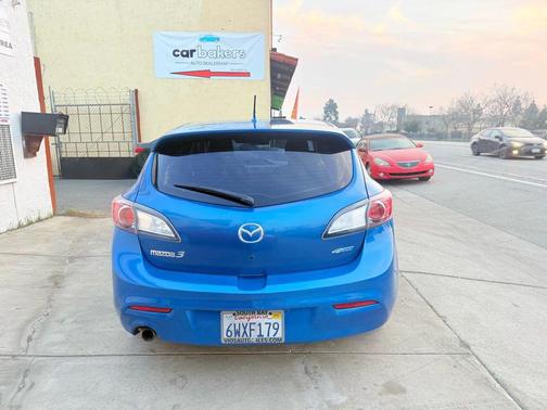 2012 Mazda Mazda3 i Touring