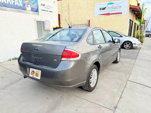2010 Ford Focus SE