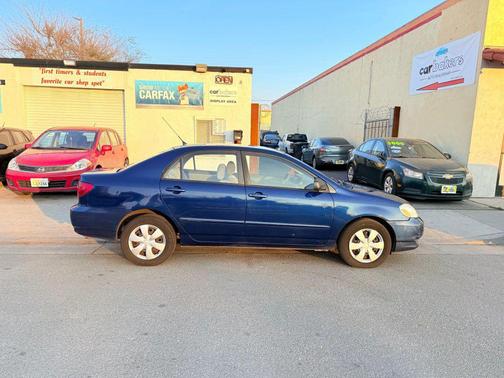 2004 Toyota Corolla S